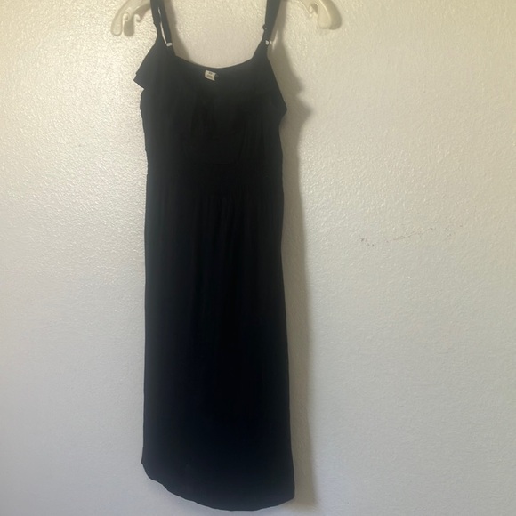 Old Navy Dresses & Skirts - FINAL MARKDOWN Elegant old navy Black Dress xs